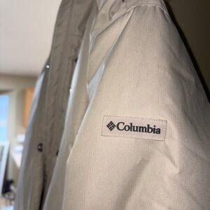 Columbia Women’s Beige/Tan Long Jacket/Puffer